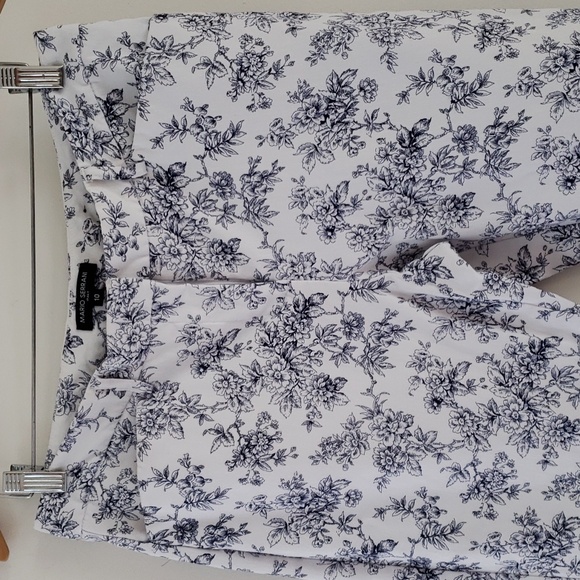 Mario Serrani Italy Comfort Stretch Slim Fit Tummy Control Cropped Pants Size 10 - Picture 7 of 16